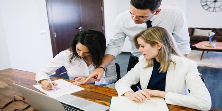 How ISBF’s Finance Course Prepares Students for Real-World Challenges